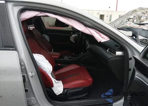 2023 Kia K5 Gt-Line z USA, uszkodzony, nr VIN 5XXG64J20PG181159